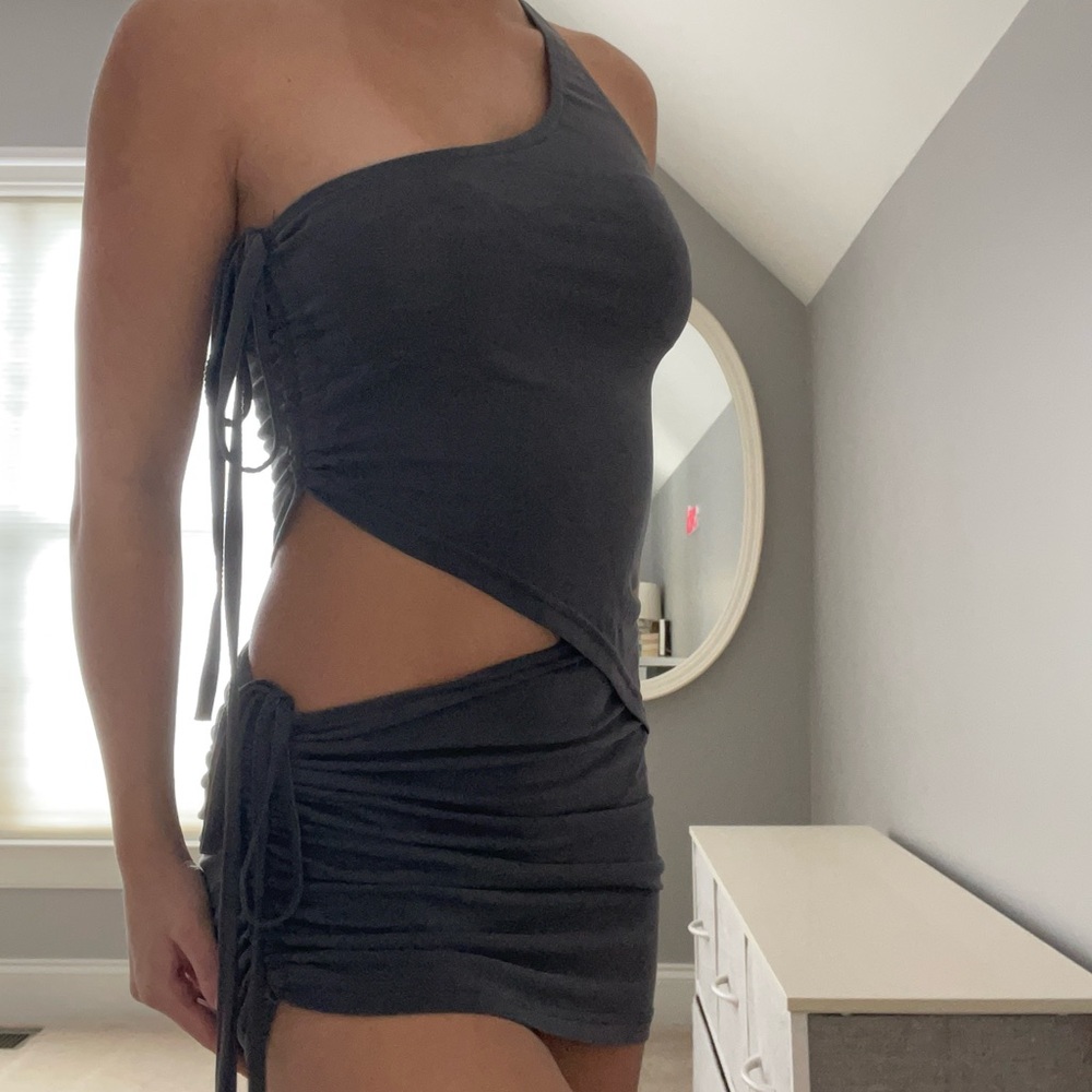 Edikted Asymmetrical Set - Picture 2 of 3